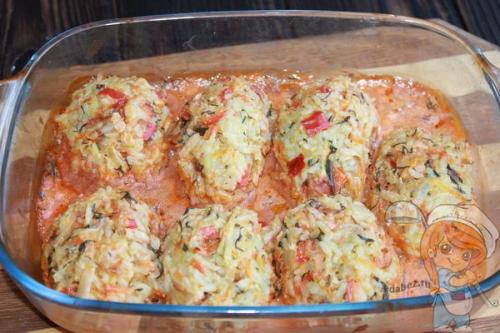 Ленивые голубцы из пекинской капусты с рисово-овощным фаршем без мяса