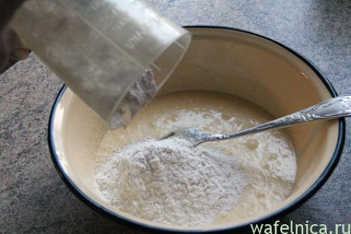 Рецепт вафель для электровафельницы трубочки хрустящие простой. Вафельные трубочки