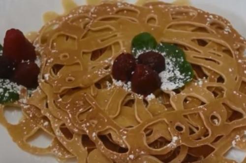 Блины ажур. Ажурные блинчики на молоке. Как приготовить вкусные блины с дырочками?