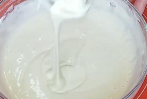 Почему блины в дырочку. Рецепт приготовления тонких блинов на кефире с дырочками: