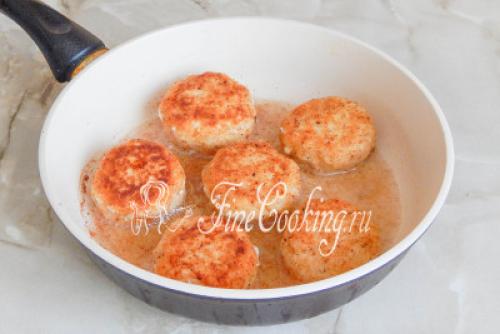 Куриные котлеты с сыром. Приготовление блюда по шагам: