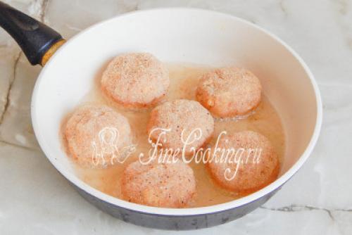 Куриные котлеты с сыром. Приготовление блюда по шагам: