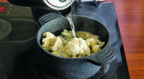 Запеканка из кабачков цветной капусты и курицы. Запеканка из цветной капусты и кабачков