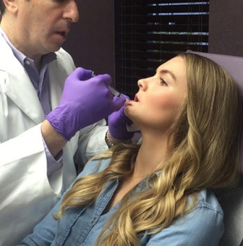 Бугорок верхней губы. Шишка на внутренней стороне губы