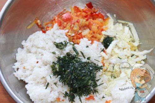 Ленивые голубцы из пекинской капусты с рисово-овощным фаршем без мяса