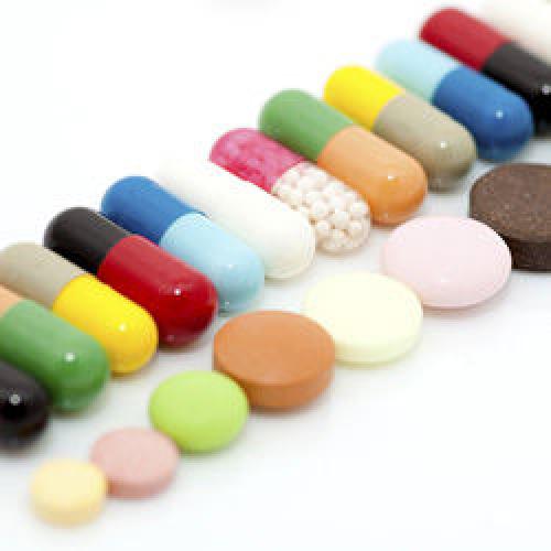 Препараты с гиалуроновой кислотой в аптеках. Сколько стоит продукция с гиалуроновой кислотой в аптеке?