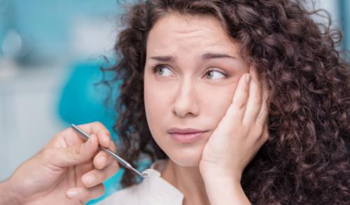 Как снять опухоль с щеки. Опухла щека: причины отека щеки, как снять опухоль, раздуло щеку без зубной боли