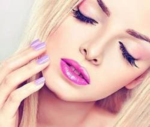 Как сделать кукле макияж. Макияж «Кукольные глаза» своими руками — секреты стильного мейк-апа 04 Как сделать кукле макияж. Макияж «Кукольные глаза» своими руками — секреты стильного мейк-апа 04