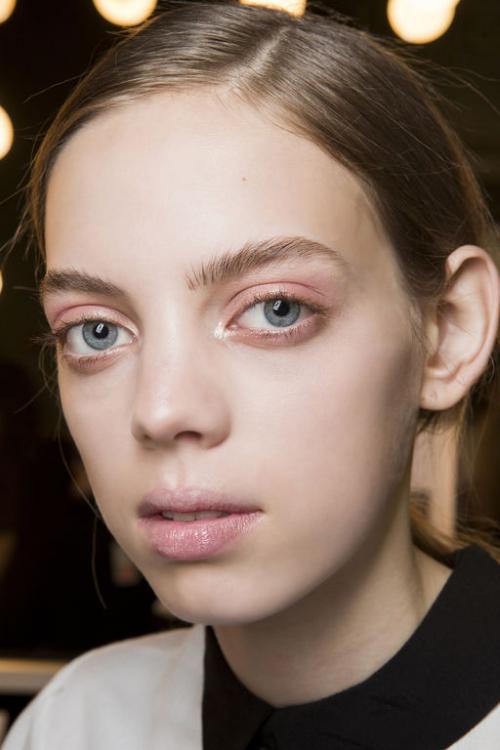 Легкий дневной макияж для голубых глаз. Макияж для голубоглазых на все случаи жизни 07