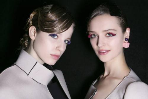 Фиолетовая тушь марки. Фиолетовая тушь для ресниц