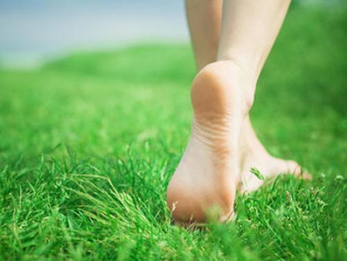 Как избавиться от сухой кожи на ногах. Сухая кожа стоп: причины и лечение