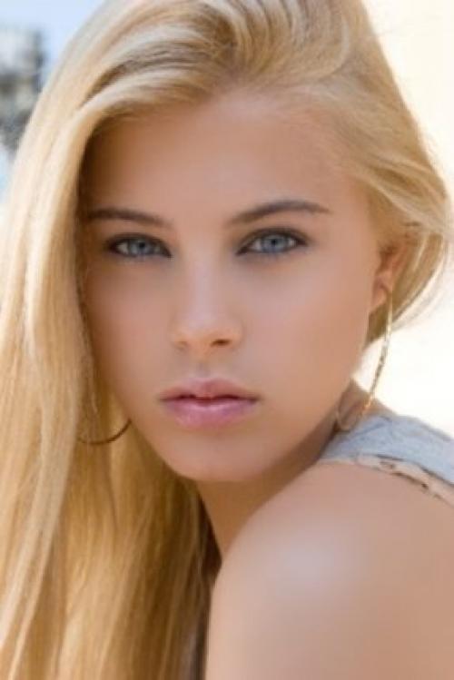 Дневной макияж для блондинок