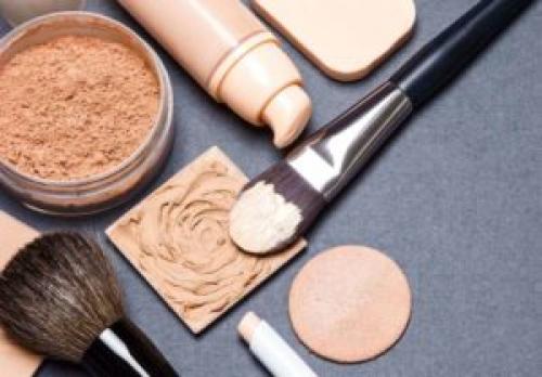 Как сделать тональный крем в домашних условиях. Простые рецепты для приготовления тонального крема в домашних условиях