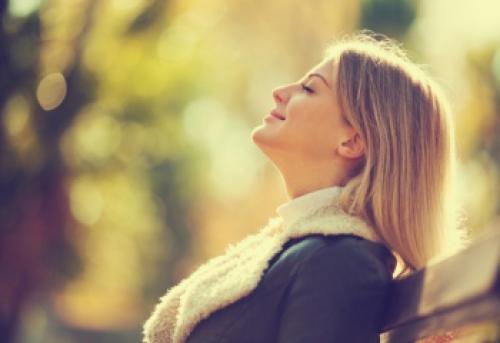 Как поднять настроение себе осенью. 10 способов поднять настроение осенью