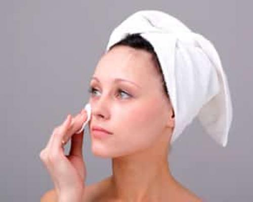 Чистка лица от прыщей. Скрабы против черных точек