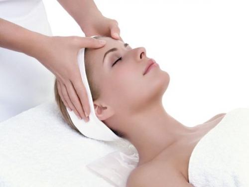 Чистка кожи лица жирной кожи. Утренний уход за жирной кожей 06 Чистка кожи лица жирной кожи. Утренний уход за жирной кожей 06