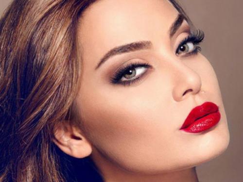 Макияж своими руками вечерний. Как сделать шикарный вечерний макияж на свадьбу (с фото)