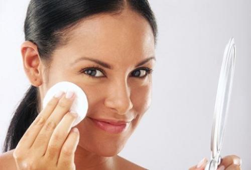 От косметики аллергия на лице. Чем лечить аллергию на косметику 04