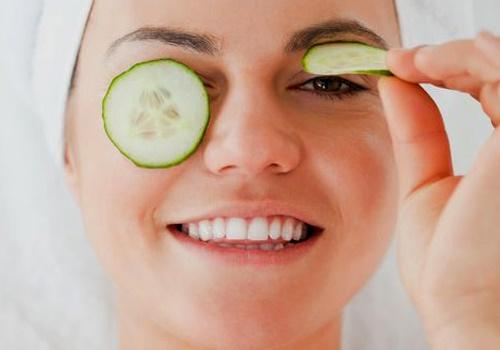 Как убрать народными средствами мешки под глазами. От чего появляются мешки под глазами и как их избежать 01 Как убрать народными средствами мешки под глазами. От чего появляются мешки под глазами и как их избежать 01