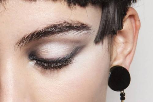 Оранжевая тушь для ресниц. Макияж с бордовой тушью для ресниц: 13 идей