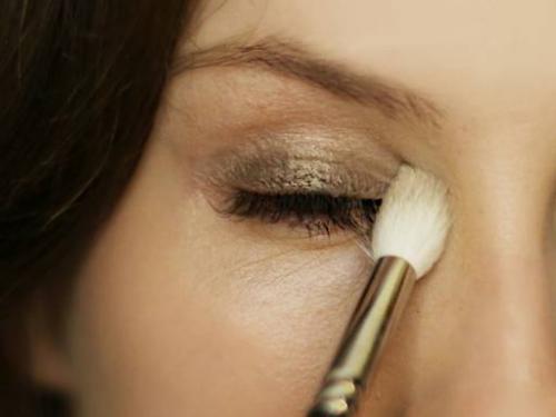 Дневной макияж поэтапно. Как сделать дневной макияж? Фотоинструкция