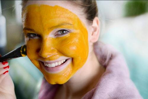 Маска для лица с куркумой. Куркума для лица: 8 отличных масок для красивой кожи