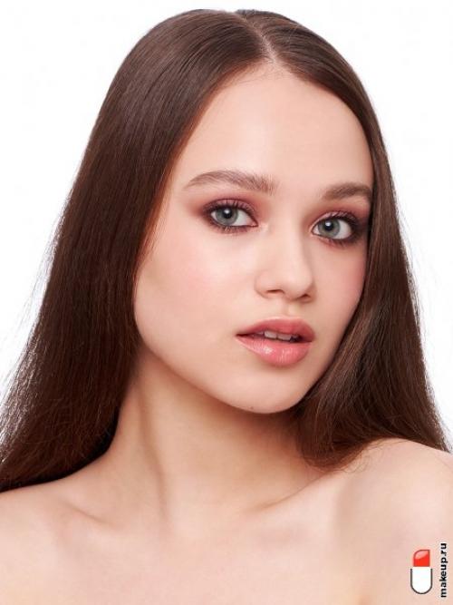 Что делать если ТОНАЛЬНЫЙ КРЕМ желтит. Как осветлить ТОНАЛЬНЫЙ КРЕМ?