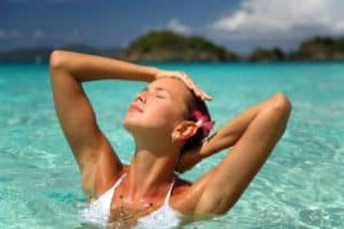 Скраб для лица в домашних условиях с морской солью. Морская соль для лица: применение в косметологии