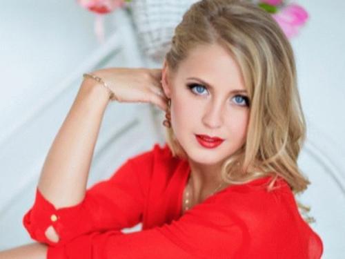 Серо голубые глаза макияж. Повседневный макияж для серо-голубых глаз 19