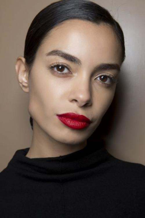 Вечерний макияж для карих глаз и темных волос. Макияж для смуглой кожи и карих глаз