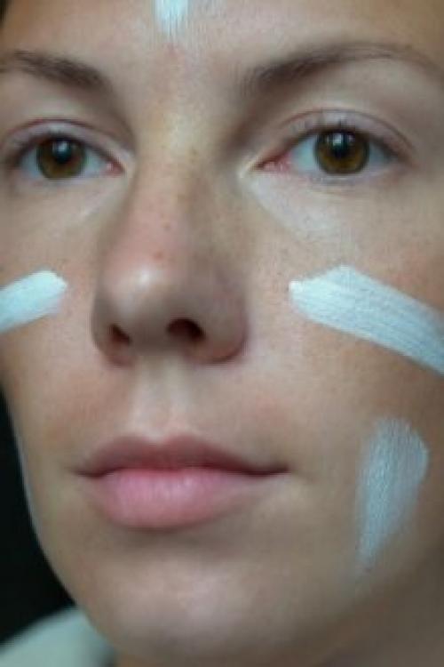 Зеленый корректор для лица. Зеленый консилер для лица – идеальное средство маскировки недостатков кожи