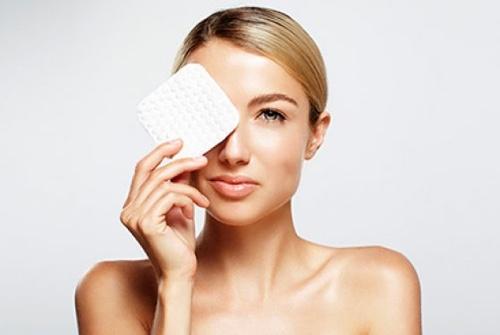 Как убрать жирный блеск на лице навсегда. Процесс очищения