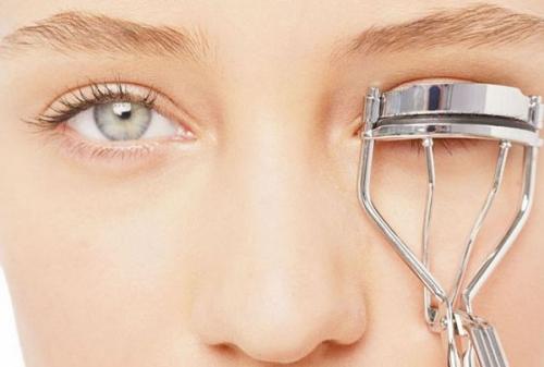 Как пользоваться тушью для ресниц. Как правильно пользоваться тушью? 08 Как пользоваться тушью для ресниц. Как правильно пользоваться тушью? 08