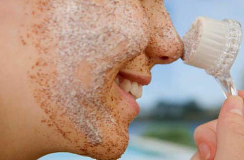 Как избавиться от черных точек в домашних условиях