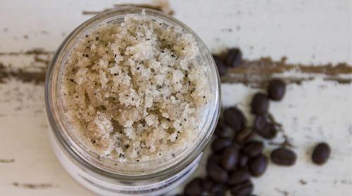 Скраб для губ в домашних условиях