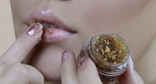 Скраб для губ в домашних условиях — 4 рецепта