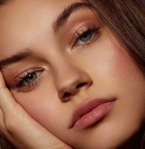 Незаметный макияж. 7 секретов nud–макияжа: незаметно омолаживающие приемы