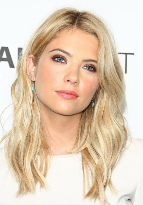 Эффектный макияж для блондинок. Пошаговая инструкция: делаем стильный макияж для блондинок с голубыми, серыми и карими глазами (+ВИДЕО)