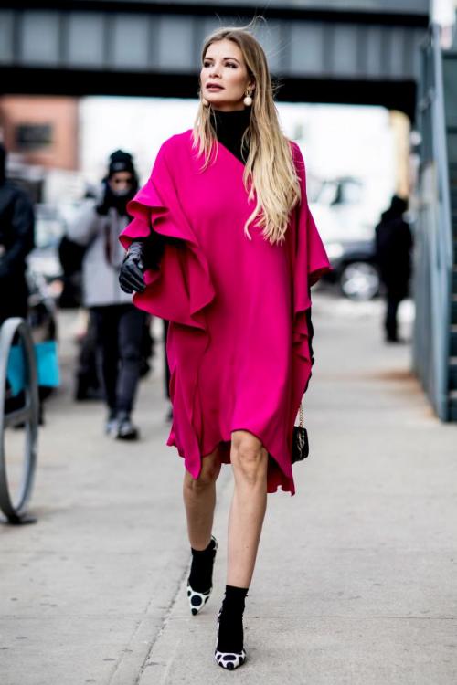 Туфли под розовое платье. Какая обувь подойдет к розовому платью