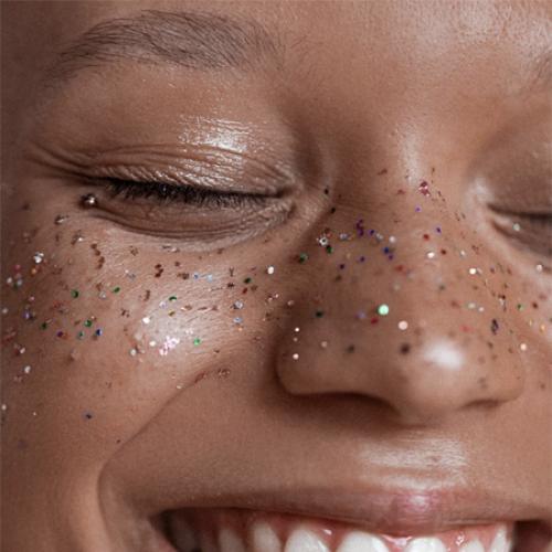 Тени с эффектом влажных век. Макияж с эффектом влажных век: 3 варианта 12