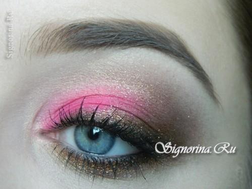 Макияж к розовому платью. Эффектный макияж под розовое платье: урок пошагово с фото 13