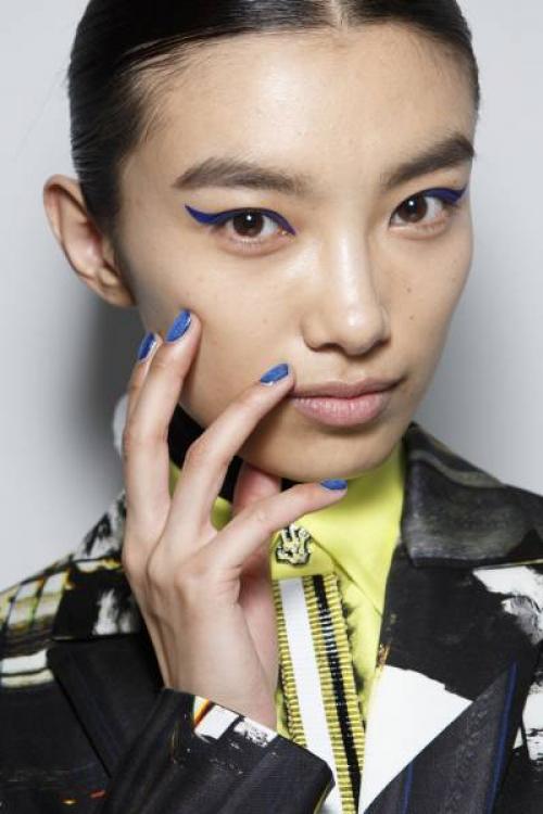 Макияж для карих глаз повседневный. Лучшие идеи повседневного макияжа для карих глаз