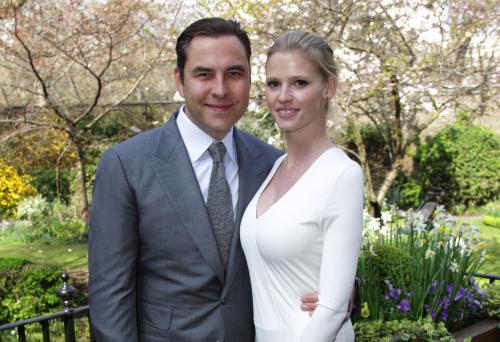 Знаменитости и их некрасивые жены и мужья. Звезды, выбравшие некрасивых жен и мужей