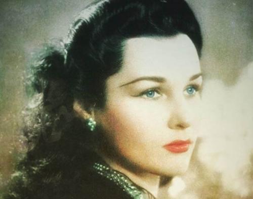 Фавзия Фуад королева ирана и египта 1939 очень красивая женщина. Она была последней принцессой Египта! Почему Фавзия Фуад отказалась от титула королевы?!