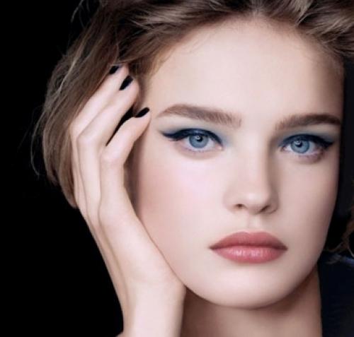 Макияж для синего платья. Вечерний макияж под синее платье