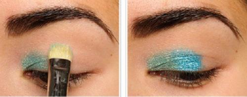 Вечерний макияж для карих глаз. Пошаговая инструкция макияжа глаз «Голубое сияние»