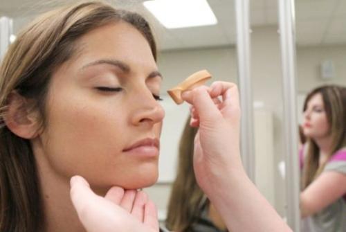 Из чего делают тональный крем. Тональный крем