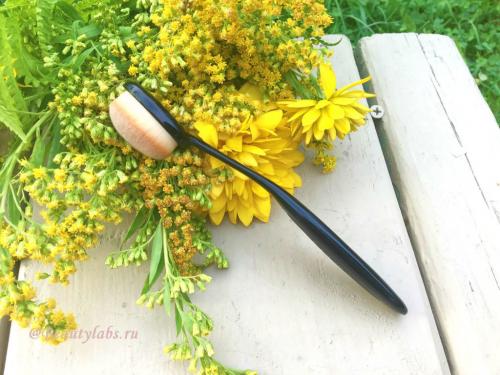 Овальная кисть для тонального крема. Тональный крем Nouba Staminal и овальная кисть Nouba Oval Brush: тест-драйв