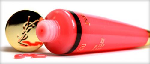 Румяна для брюнеток с голубыми глазами. Советы: какие румяна для макияжа лучше выбрать