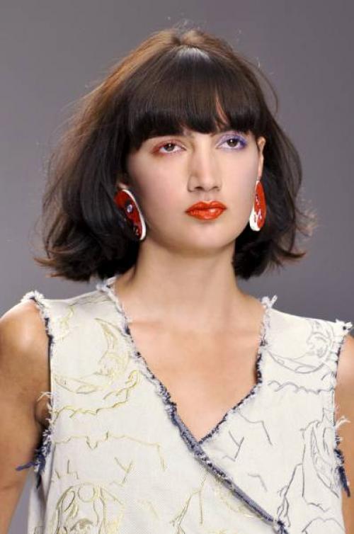 Какая помада подходит к синей туши. Фиолетовая тушь для ресниц